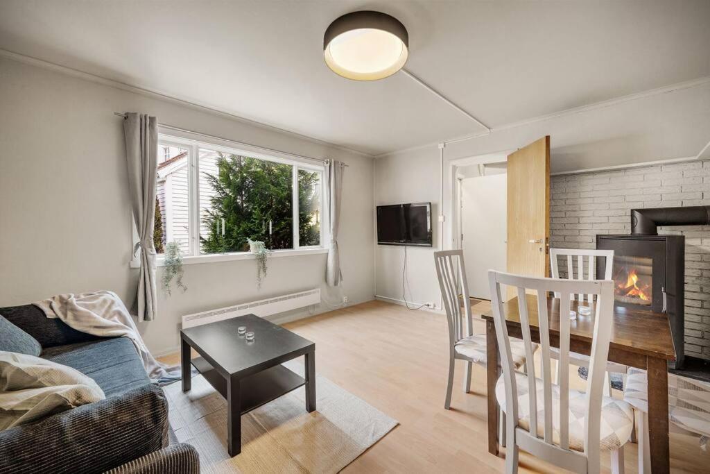 Dinbnb Homes I 4-Bedroom Historical House In Romantic Surroundings Bergen Esterno foto